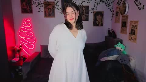 Kira VanKick online show from October 22, 8:43 pm