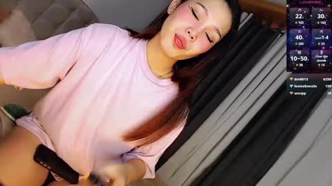 KIRA online show from March 12, 6:51 am