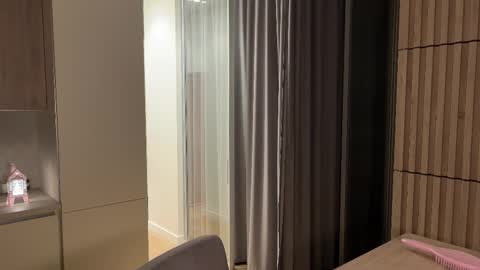 Kira online show from October 17, 5:17 pm