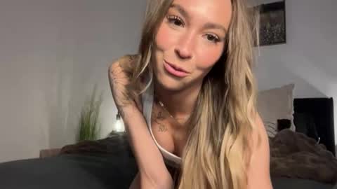 kiraskys_ online show from January 10, 12:27 am