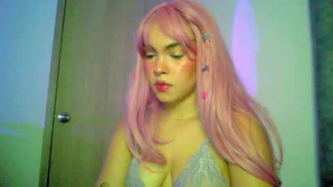 Snapshot of kiri_cute chatting on September 19, 6:28 am Kiri online show from September 19, 6:28 am