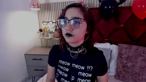 Samantha  Velvet online show from May 13, 9:13 pm