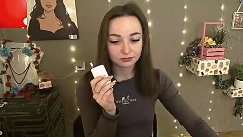 Snapshot of kiss_shy chatting on March 7, 8:34 am Valeria online show from March 7, 8:34 am