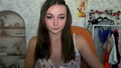Snapshot of kiss_shy chatting on October 5, 3:41 pm Valeria online show from October 5, 3:41 pm