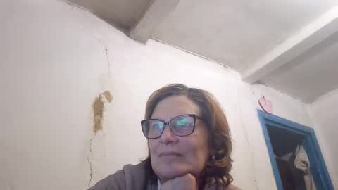 kissandvibe online show from February 23, 8:44 pm