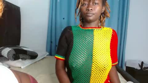 kisses_galore online show from February 1, 7:11 pm