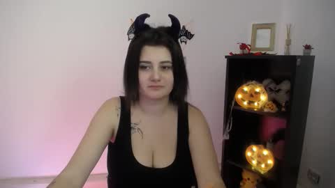 kissleoxx online show from October 31, 4:40 pm