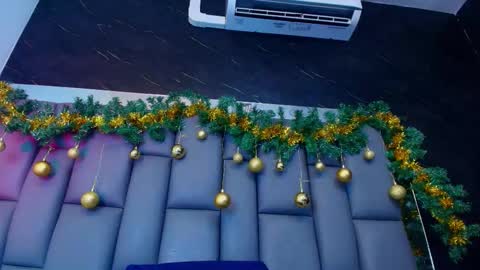 BELLA FLAME online show from December 19, 7:42 pm