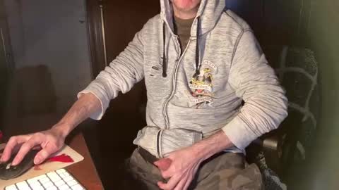 kissofbanned1983 online show from February 19, 10:47 am