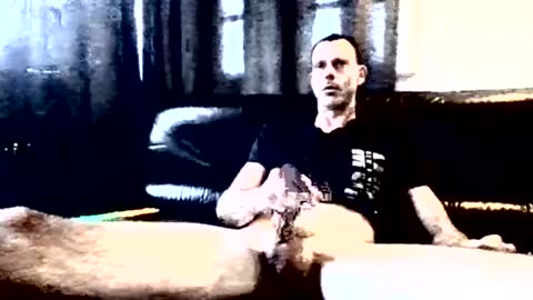 kit_walker101 online show from April 20, 6:27 am