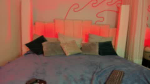 Kitana online show from September 17, 8:45 pm