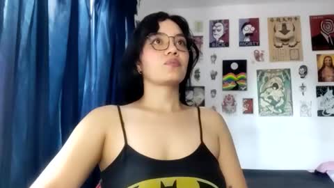 kitcatdreams online show from April 13, 5:17 pm