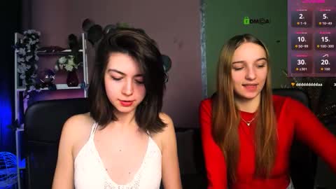 kitniss online show from November 25, 1:54 pm