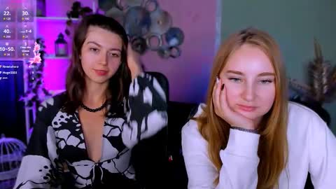 Snapshot of kitniss_dreamy chatting on September 17, 12:30 pm kitniss online show from September 17, 12:30 pm