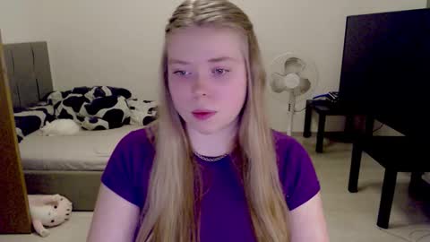 Jennyblonde and Emmabrunette online show from November 9, 3:59 pm