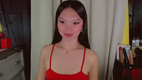 KITTY online show from April 29, 8:46 pm