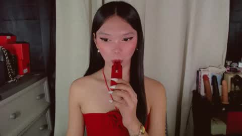 KITTY online show from May 8, 1:00 am