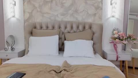 Kitti online show from September 12, 6:10 pm