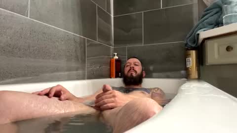 kittmatt31 online show from May 25, 1:44 am