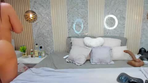 kitty__diamond_ online show from February 26, 3:57 am