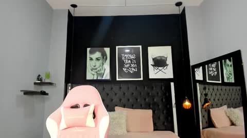 Kitty online show from September 13, 9:45 am