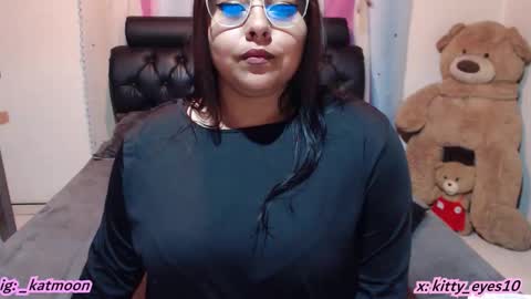 kitty online show from September 11, 10:00 pm