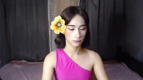 kitty_kim07 online show from October 9, 4:51 am