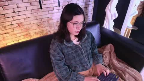 Kitty online show from March 1, 3:22 am