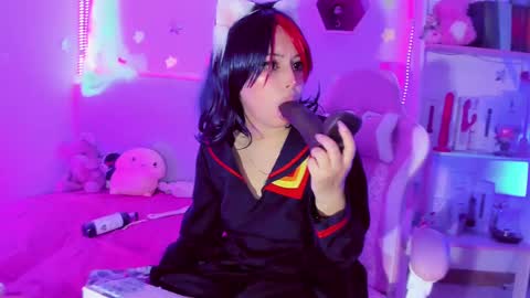     online show from March 10, 12:50 am