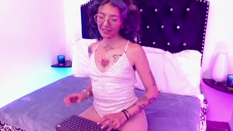 KITTY online show from December 9, 8:12 pm