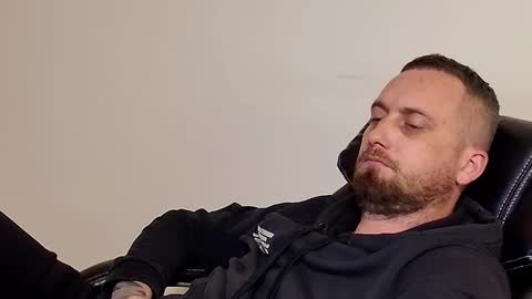 Your Owner online show from October 18, 9:30 pm