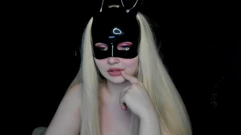 Kitty online show from June 9, 8:41 pm