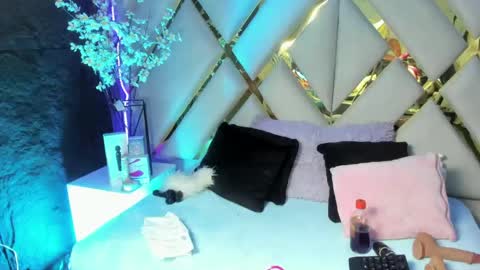 kittylovely  online show from May 29, 5:27 am