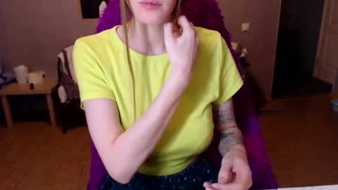 KittyloveMoon online show from April 8, 7:39 pm