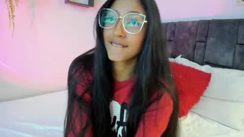 Snapshot of kittymyers chatting on September 18, 2:32 pm kitty online show from September 18, 2:32 pm