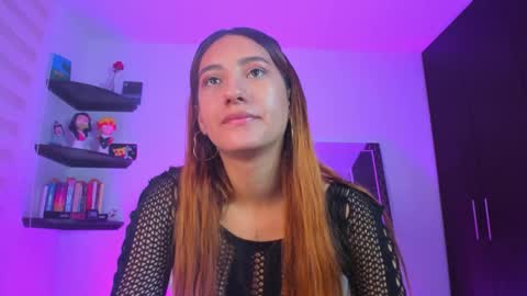 Snapshot of kittyrush_ chatting on October 12, 1:09 am kitty online show from October 12, 1:09 am