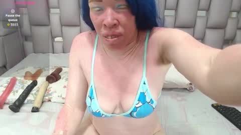 Snapshot of kittywhiteass chatting on September 17, 2:59 am kittywhiteass online show from September 17, 2:59 am