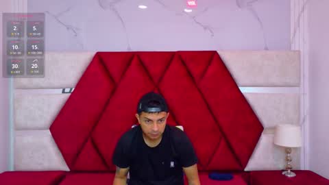 Luisa y Jairo online show from November 18, 12:19 pm