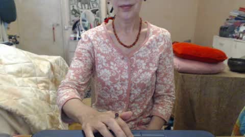KiuminBerry online show from July 30, 10:49 am