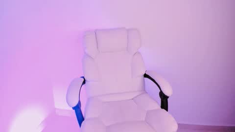 Little piece of fruit online show from January 11, 12:49 am