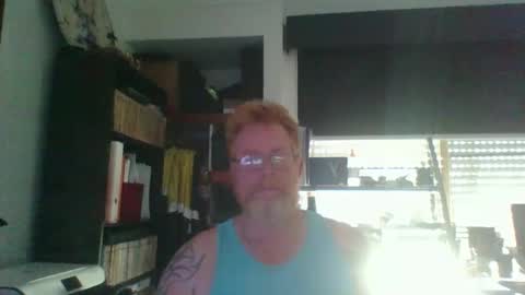 kiwi_boss61 online show from January 10, 3:50 am