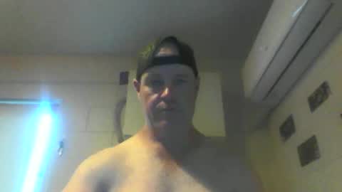 Snapshot of kiwiguy19773 chatting on December 6, 6:20 am kiwiguy19773 online show from December 6, 6:20 am