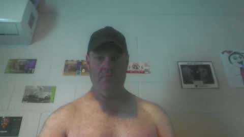 Snapshot of kiwiguy19773 chatting on October 19, 10:03 pm kiwiguy19773 online show from October 19, 10:03 pm