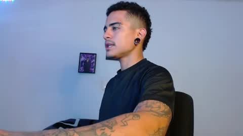 kizame___ online show from February 9, 6:00 pm