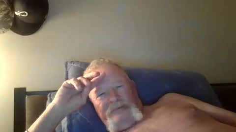 kjdjld56 online show from February 19, 6:22 am