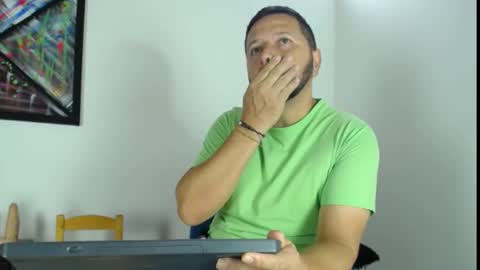 Klarck  online show from March 9, 1:48 pm