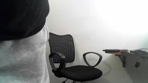 Snapshot of klein_jeremy chatting on January 8, 5:27 am Jeremyz online show from January 8, 5:27 am