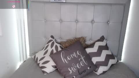 kloe__watson online show from April 8, 6:44 pm