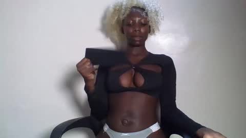 knight_nurse69 online show from October 27, 7:03 pm