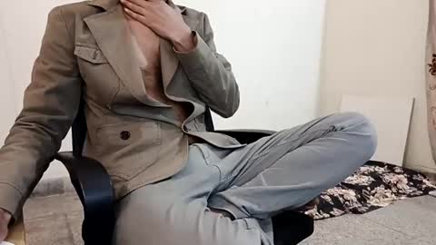 Harry online show from December 3, 10:49 am